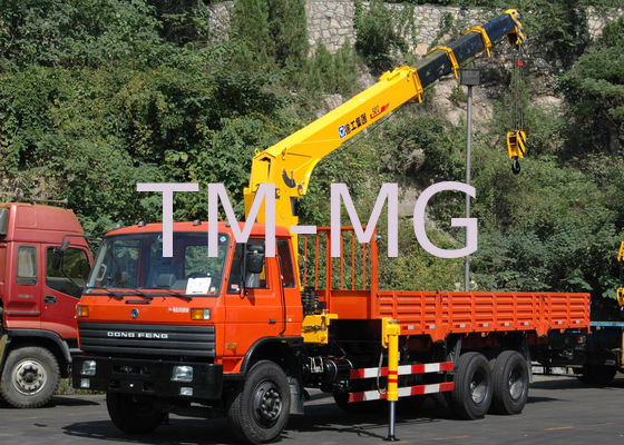 12T Telescopic Boom Mounted Crane Untuk Fasilitas Telekomunikasi, 30 TM